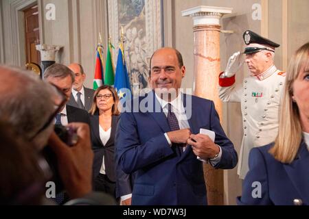 Roma, Italia. 28 Agosto, 2019. Governo Italiano crisi - il presidente del partito democratico, Nicola Zingaretti, entra il colloquio con il presidente della Repubblica Mattarella. (Foto di Claudio Sisto/Pacific Stampa) Credito: Pacific Press Agency/Alamy Live News Foto Stock