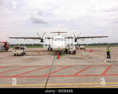 NAM Air ATR 72-600 PK-NYZ a Supadio International Airport Foto Stock