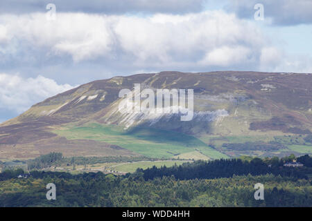 Benbulbin nella Contea di Sligo, Irlanda. Foto Stock