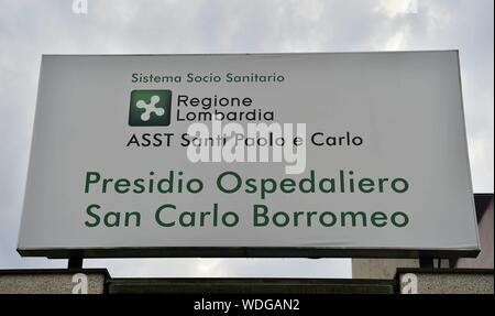 Esterno del San Carlo Borromeo in ospedale o le voci ACE per il locale Azienda Sanitaria Santi Paolo e Carlo (Duilio Piaggesi/fotogramma, Milano - 2019-08-20) p.s. la foto e' utilizzabile nel rispetto del contesto in cui e' stata scattata, e senza intento diffamatorio del decoro delle persone rappresentate Foto Stock