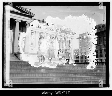 Girl Scouts Abstract/medio: 1 negativi : vetro 4 x 5 in. o più piccolo Foto Stock