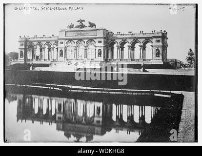 Gloriette, Palazzo Schoenbrunn Abstract/medio: 1 negativi : vetro 5 x 7 in. o inferiore. Foto Stock