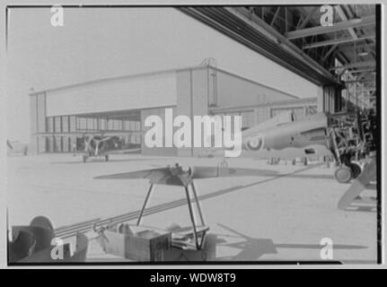 Grumman Aircraft Engineering Corp., Bethpage, Long Island. Abstract/medio: Collezione Gottscho-Schleisner Foto Stock