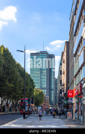 Tottenham Court Road, Londra, Inghilterra, Regno Unito. Foto Stock