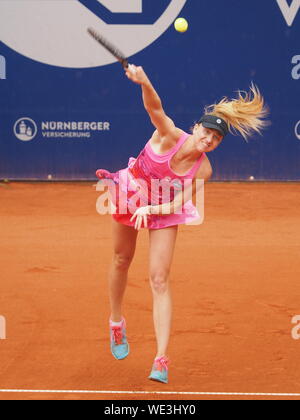 Norimberga, Germania - 20 Maggio 2019: tedesco giocatore di tennis Mona Barthels a Euro 250.000 WTA Torneo Versicherungscup 1° turno main draw match ag Foto Stock