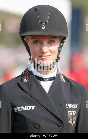 Il 30 agosto 2019, Bassa Sassonia, Luhmühlen: sport equestri, eventing, Campionati Europei: l'evento tedesco rider Anna Siemer. Foto: Friso Gentsch/dpa Foto Stock