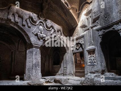 Armenia, regione di Kotayk, Geghard, Geghard monastero medievale elencati come patrimonio mondiale dall' UNESCO Foto Stock