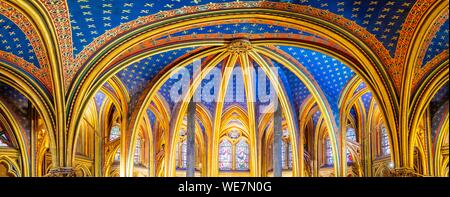 Francia, Parigi, zona elencata come patrimonio mondiale dall' UNESCO, Ile de la Cite, Sainte Chapelle, gotica del tetto della cappella inferiore Foto Stock