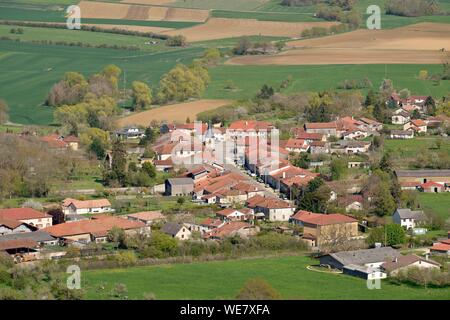 Francia, Meurthe et Moselle, Saxon Sion, vista del villaggio di Praye dalla collina di Sion Foto Stock