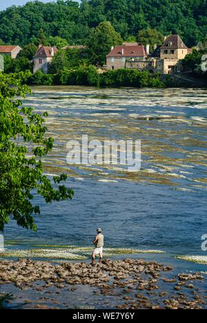 Francia, Dordogne, Badefols sur Dordogne lungo il fiume Dordogna Foto Stock