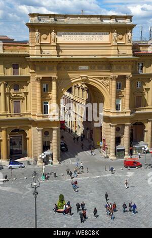 L'Italia, Toscana, Firenze, elencato come patrimonio mondiale dall UNESCO, piazza della repubblica Foto Stock