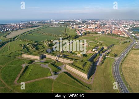 Francia, Pas-de-Calais, Calais, fort nieulay (vista aerea) Foto Stock