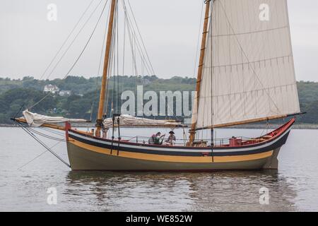 Stati Uniti, New England, Massachusetts, Cape Ann, Gloucester, re-enactors della battaglia di Gloucester, Agosto 8-9, 1775, battaglia convinto gli americani della necessità di creare una marina americana per la lotta contro i britannici, la guerra rivoluzionaria americana-ser navi militari Foto Stock