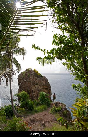 La Colombia, isola di Santa Catalina, Morgan's Head, formazione di roccia a forma di testa umana che si affaccia sul Mare dei Caraibi Foto Stock