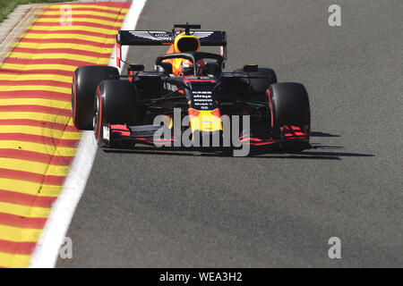 Spa Francorchamps, Belgio. Il 30 agosto, 2019. ALEXANDER ALBON (THA) in azione durante la prima sessione di prove libere della Formula Uno Gran Premio del Belgio presso il circuito di Spa Francorchamps - Belgio Credito: Pierre Stevenin/ZUMA filo/Alamy Live News Foto Stock