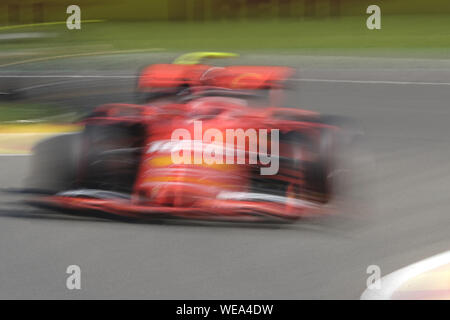 Spa Francorchamps, Belgio. Il 30 agosto, 2019. Driver Ferrari CHARLES LECLERC (MC) in azione durante la prima sessione di prove libere della Formula Uno Gran Premio del Belgio presso il circuito di Spa Francorchamps - Belgio Credito: Pierre Stevenin/ZUMA filo/Alamy Live News Foto Stock