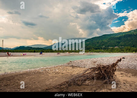 Tempesta su fiume Tagliamento in Friuli Venezia Giulia regione, Italia Foto Stock