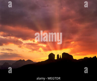 Cattedrale di Rock e sunrise. Arizona Foto Stock