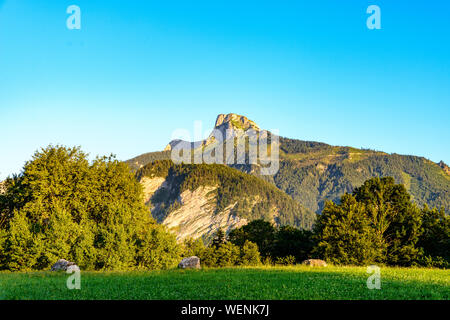 Vista sul Schafberg da Sankt Wolfgang im Salzkammergut, da Mondsee Austria superiore (Oberosterreich), , Salzburg. Foto Stock