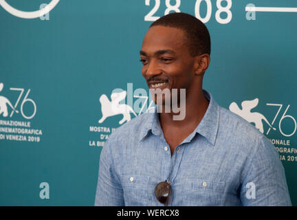 Venezia, Italia, 30 agosto 2019, Anthony Mackie al photocall per il film Seberg presso il 76° Festival del Cinema di Venezia, Sala Grande. Credito: Doreen Kennedy/Alamy Live News Foto Stock