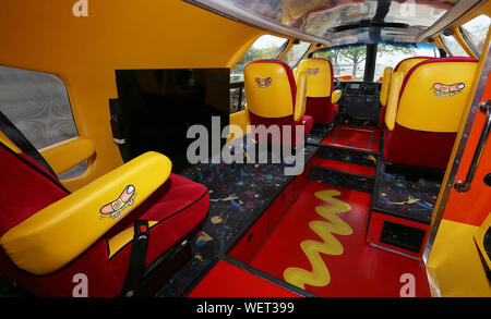 Silvis, Iowa, USA. Il 30 agosto, 2019. All'interno dell'Oscar Mayer Weinermobile al Hy-Vee sul quinto San in Silvis, Ill. Venerdì, 30 agosto 2019. Credito: Kevin E. Schmidt/Quad-City volte/ZUMA filo/Alamy Live News Foto Stock