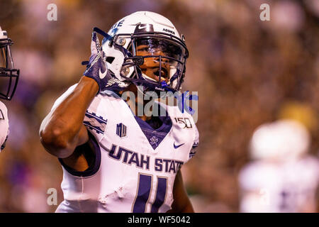 Agosto 30, 2019: Utah State Aggies wide receiver Il Savon Scarver (11) riceve i tifosi hyped dopo il touchdown nel primo trimestre del NCAA matchup a BB&T Campo in Winston-Salem, NC. (Scott Kinser/Cal Sport Media) Foto Stock