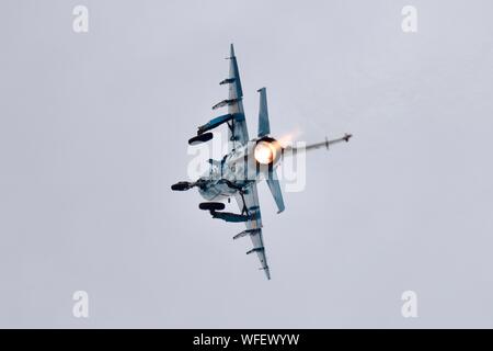 Romanian Air Force Mikoyan-Gurevich MiG-21 LanceR C airborne al 2019 Royal International Air Tattoo Foto Stock