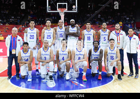 Foshan, la Cina della provincia di Guangdong. 31 Agosto, 2019. Team Filippine costituiscono per le foto prima del gruppo D match tra le Filippine e Italia a 2019 FIBA World Cup di Foshan, Cina del sud della provincia di Guangdong, 31 Agosto, 2019. Credito: Huang Zongzhi/Xinhua/Alamy Live News Foto Stock