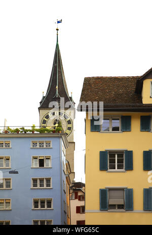 Chiesa di San Pietro in Lindenhof trimestre. Zurigo. Svizzera Foto Stock