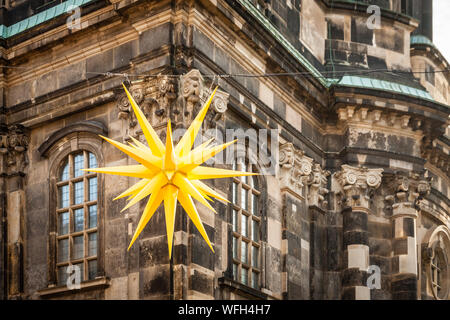 Herrnhut stella nella parte anteriore della Kreuzkirche Foto Stock