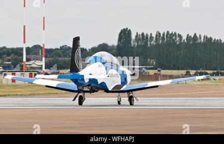 Hellenic Air Force Beechcraft T-6un texano II Demo team al 2019 Royal International Air Tattoo Foto Stock