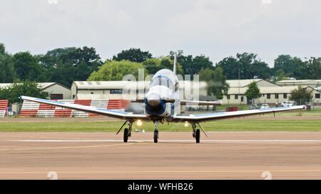 Hellenic Air Force Beechcraft T-6un texano II Demo team al 2019 Royal International Air Tattoo Foto Stock