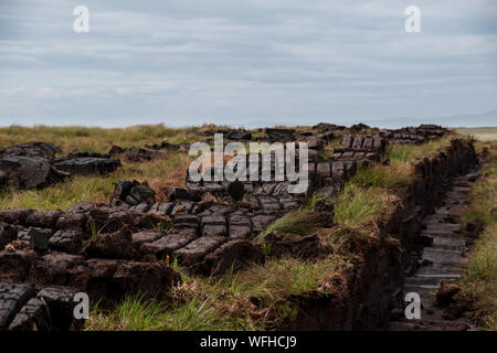 La torba talee su Islay, Scozia Foto Stock