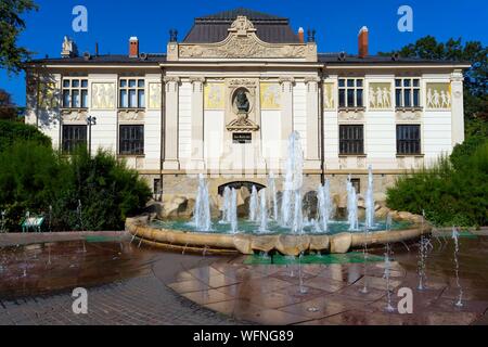 Polonia, Voïvodie Piccola Polonia, Cracovia, Stare Miasto distretto, Sito del Patrimonio Mondiale, Città Vecchia, il Palazzo delle Belle Arti Foto Stock