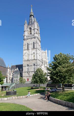 Belgio Fiandre Orientali, Gand, campanile costruito nel XIV secolo elencati come patrimonio mondiale dall' UNESCO Foto Stock