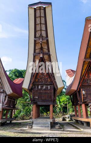 Indonesia Sulawesi island, Toraja paese, Tana Toraja, area Rantepao, Lempo, tradizionali case di Toraja Foto Stock