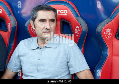 Ernesto Valverde (pullman; FC Barcelona) dopo gli spagnoli La Liga Santander, match tra CA Osasuna e FC Barcellona alla Sadar stadium.(punteggio finale: CA Osasuna 2 - 2 FC Barcelona) Foto Stock