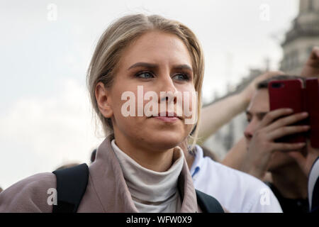 Mosca, Russia. 31st, Agosto 2019 Lyubov Sobol, un rifiuto del candidato indipendente nel prossimo Moscow City Duma [Mosca parlamento] elezione, durante una manifestazione non autorizzata contro la repressione politica nel centro di Mosca Foto Stock