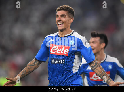 Torino, Italia. 31 Agosto, 2019. Napoli Giovanni di Lorenzo festeggia il suo obiettivo durante la serie di una partita di calcio tra la Juve e Napoli a Torino, Italia, 31 Agosto, 2019. Credito: Alberto Lingria/Xinhua Foto Stock