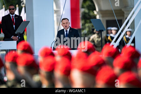 Warscheu, Polonia. 01 Sep, 2019. Presidente polacco Andrzej Duda parla presso la centrale di commemorazione della Repubblica di Polonia sull'ottantesimo anniversario dell inizio della seconda guerra mondiale. Alti rappresentanti di circa 40 paesi prenderanno parte alla cerimonia di commemorazione. Credito: Bernd von Jutrczenka/dpa/Alamy Live News Foto Stock