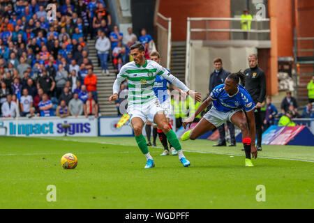 Ibrox Stadium, Glasgow. 1 settembre 2019. Celtic percorsa da rangers home terra, Ibrox, a giocare nella prima impresa precedente derby scozzese della stagione calcistica davanti a una folla di massimo. Credito: Findlay/Alamy Live News Foto Stock