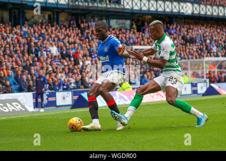 Ibrox Stadium, Glasgow. 1 settembre 2019. Celtic percorsa da rangers home terra, Ibrox, a giocare nella prima impresa precedente derby scozzese della stagione calcistica davanti a una folla di massimo. Credito: Findlay/Alamy Live News Foto Stock