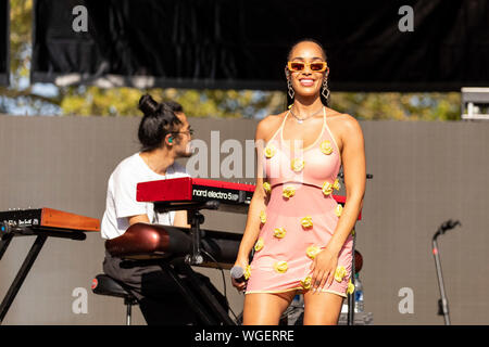 Agosto 31, 2019, Philadelphia, Pennsylvania, U.S: Singer JORJA SMITH durante il Made in America Music Festival a Benjamin Franklin Parkway in Philadelphia, Pennsylvania (credito Immagine: © Daniel DeSlover/ZUMA filo) Foto Stock