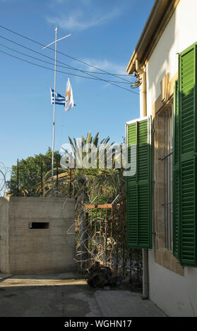 Osservazione delle Nazioni Unite post alle Nazioni Unite zona di buffer - linea verde a Nicosia. Cipro Foto Stock