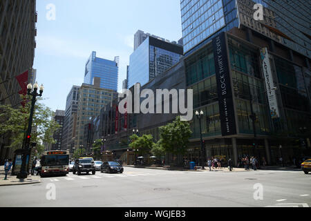 State Street area dello shopping al blocco 37 di chicago, illinois, Stati Uniti d'America Foto Stock