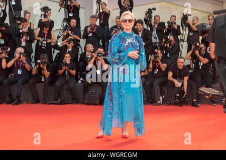 Venezia, Italia. Il 1° settembre 2019. Meryl Streep assiste la premiere di 'La lavanderia a gettoni' durante il 76° Festival del Cinema di Venezia al Palazzo del Cinema al Lido di Venezia, Italia, il 01 settembre 2019. | Utilizzo di credito in tutto il mondo: dpa picture alliance/Alamy Live News Foto Stock