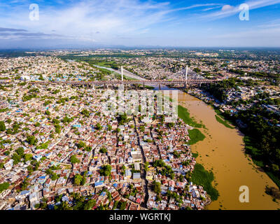 Vista panoramica di Guandules, quartiere della città di Santo Domingo, Repubblica Dominicana Foto Stock