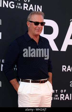 "L'arte di correre sotto la pioggia " Prima Mondiale al El Capitan Theatre il 1 agosto 2019 a Los Angeles, CA dotata di: Kevin Costner dove: Los Angeles, California, Stati Uniti quando: 02 Ago 2019 Credit: Nicky Nelson/WENN.com Foto Stock