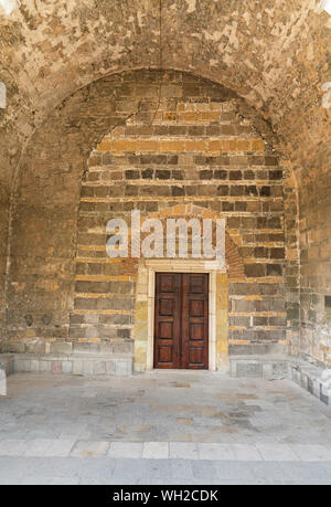 Trabzon / TURCHIA - Agosto 08 2019: la porta di Hagia Sophia (Ayasofya) Chiesa Foto Stock