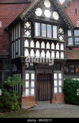 Wightwick Manor, una casa Vittoriana nelle Arti & Mestieri stile, formalmente di proprietà di Geoffrey Mander MP. Foto Stock